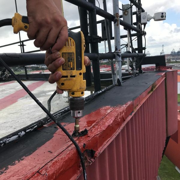 Reemplazo de manto asfáltico De la Torre de control del aeropuerto Marcos Gelabert img 15